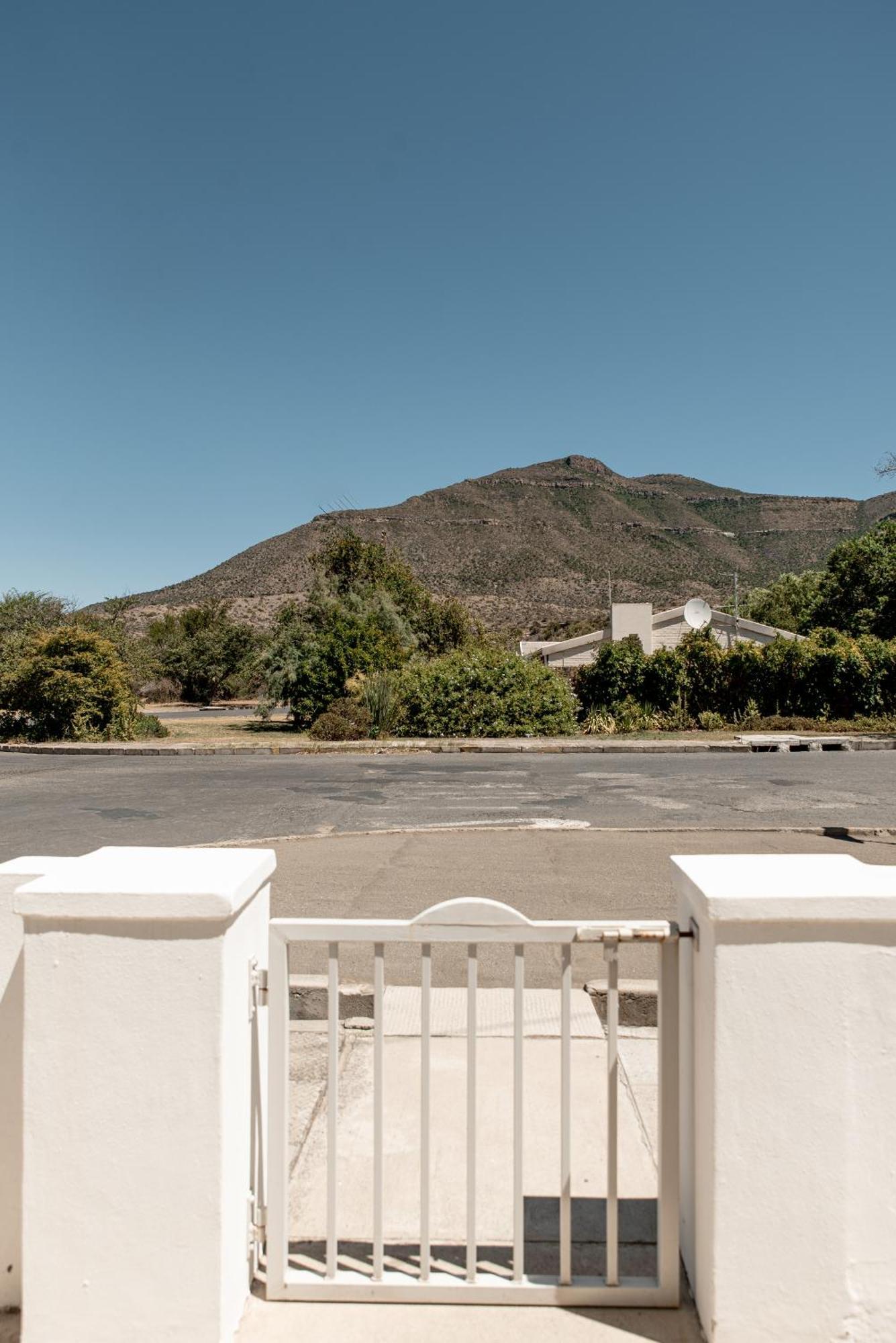 River Bend Guesthouses Graaff Reinet Ngoại thất bức ảnh